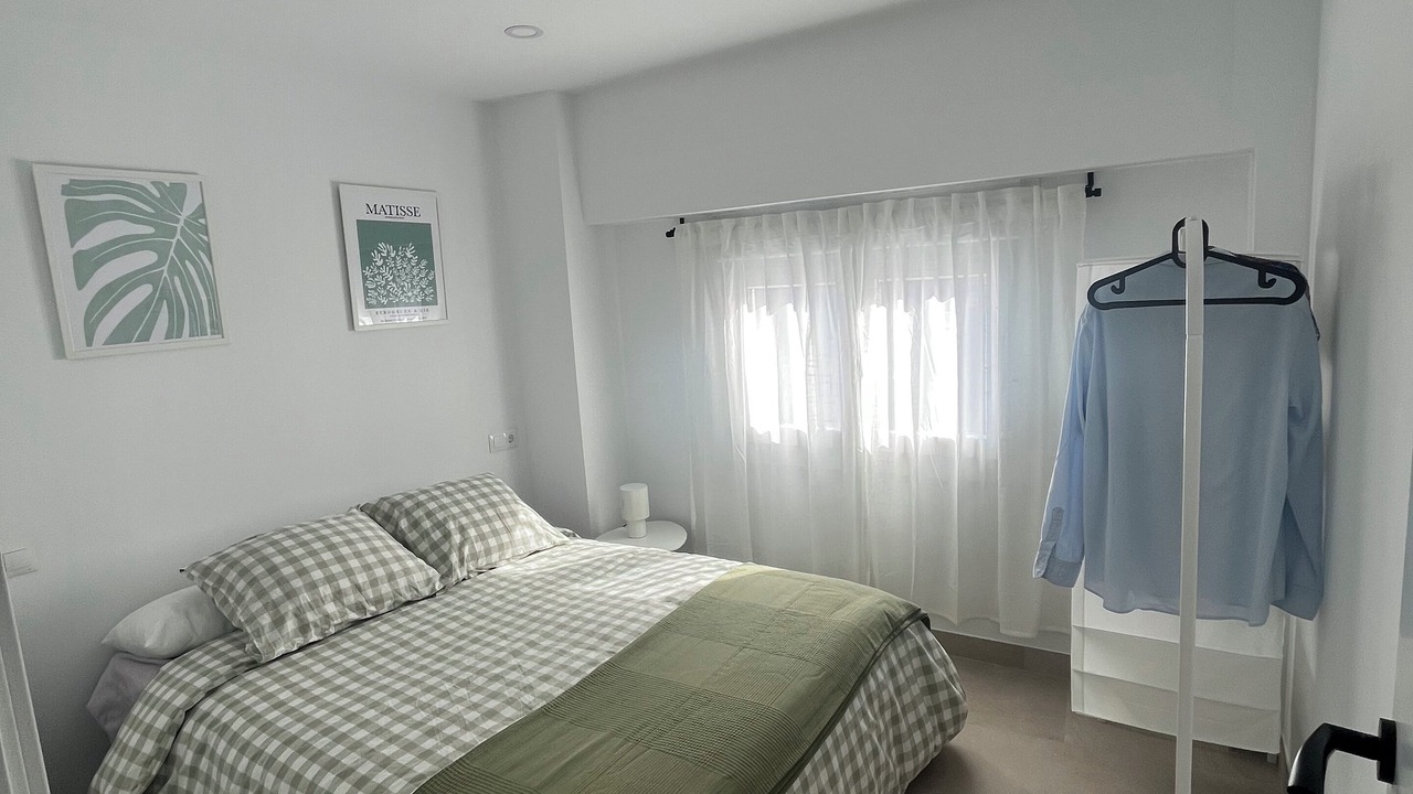 Photo of Bedroom in Alameda
