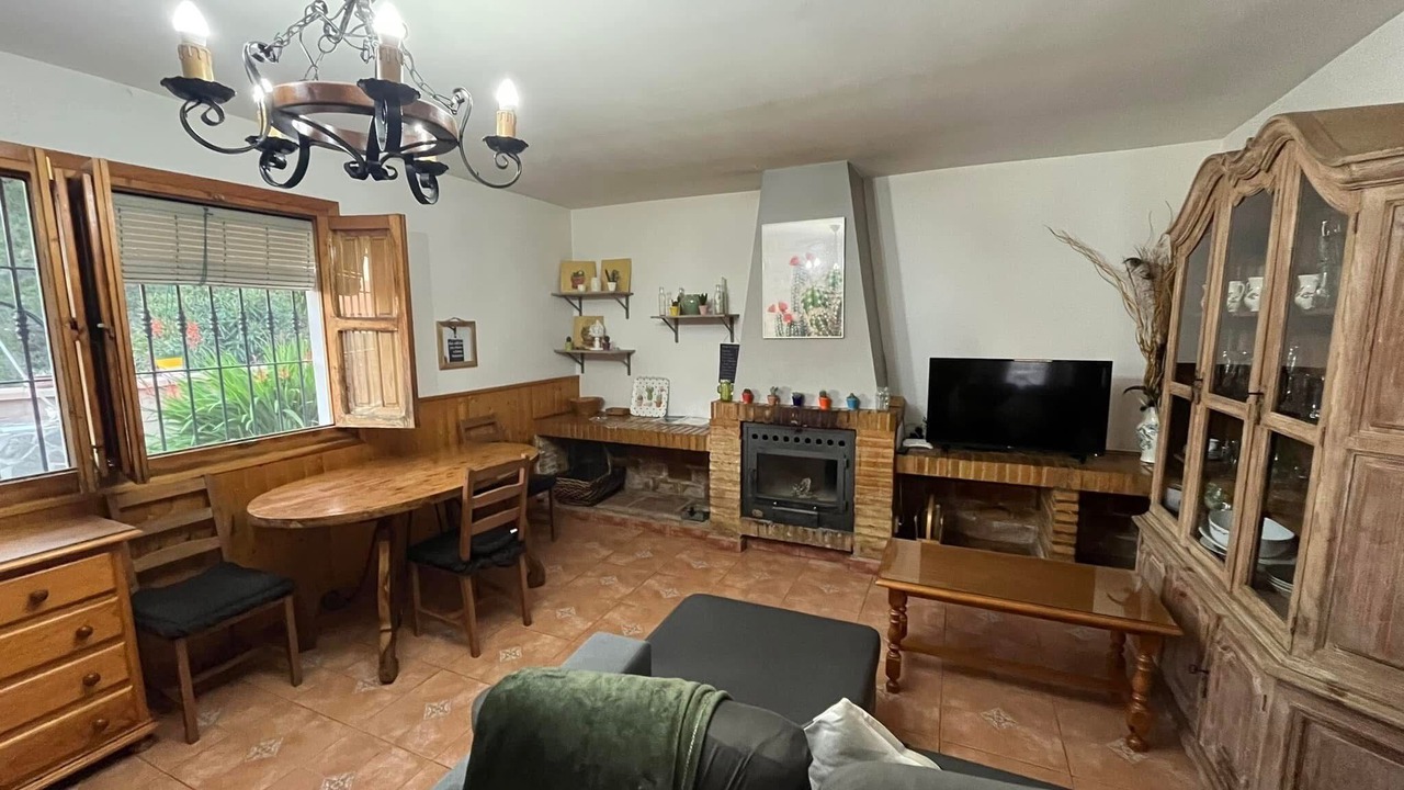 Photo of Livingroom in Sayalonga