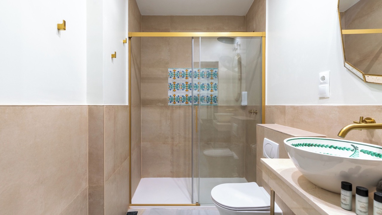 Photo of Bathroom in Historical Center