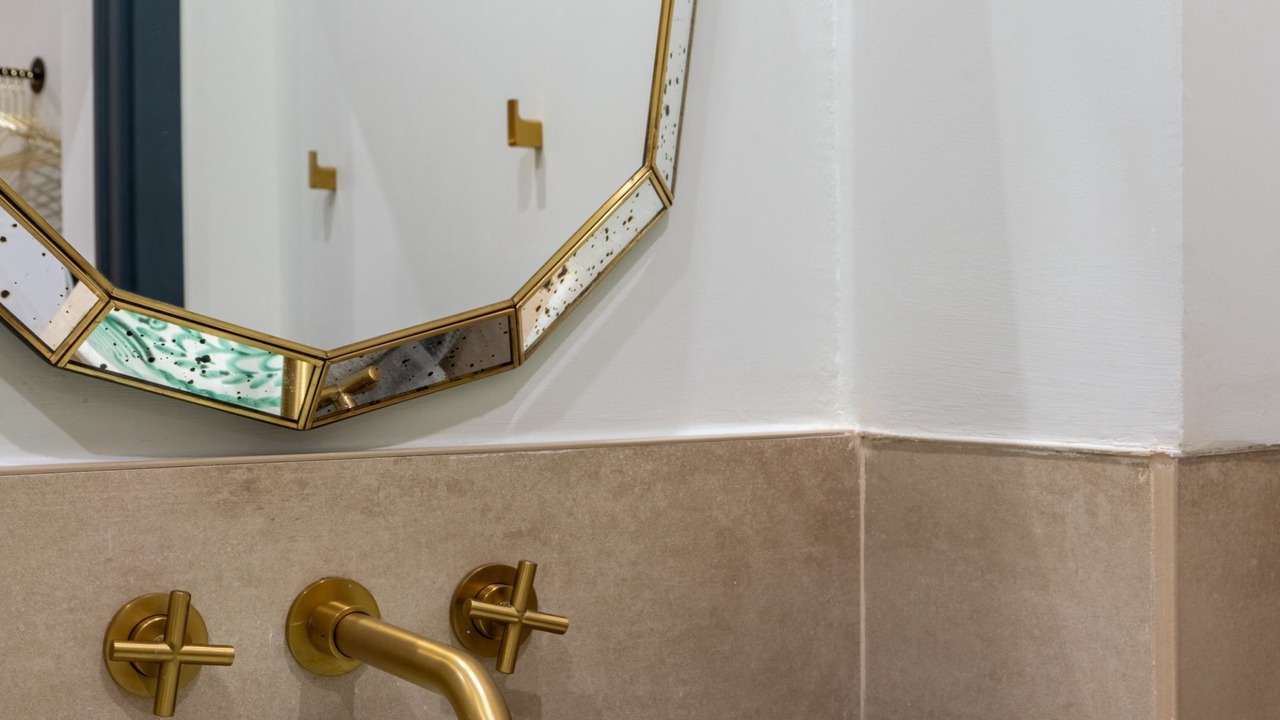 Photo of Bathroom in Historical Center