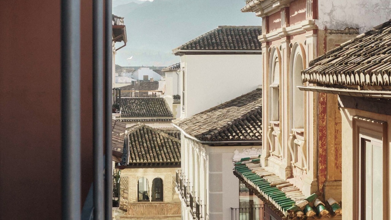 Photo of Patio Balcony in Central District