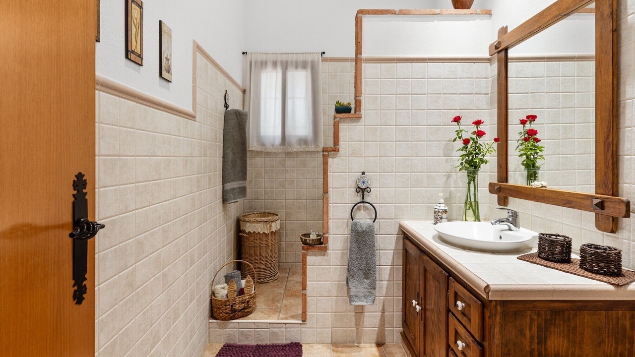 Photo of Bathroom in Alora