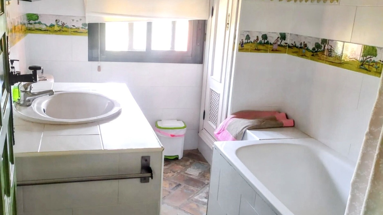 Photo of Bathroom in Puerto Serrano
