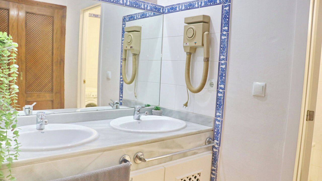 Photo of Bathroom in Centro Comercial Bahia Sur