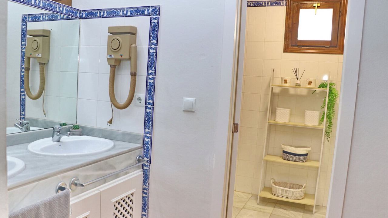 Photo of Bathroom in Centro Comercial Bahia Sur