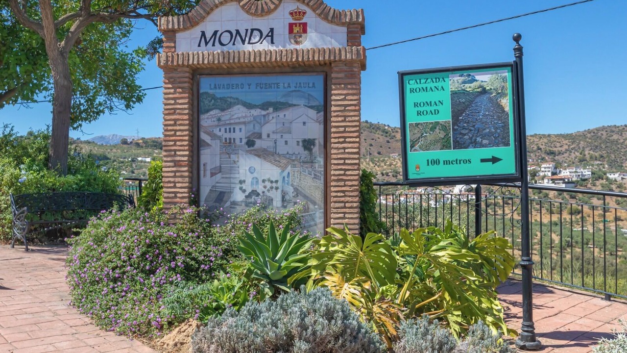 Photo of Outdoor in Monda