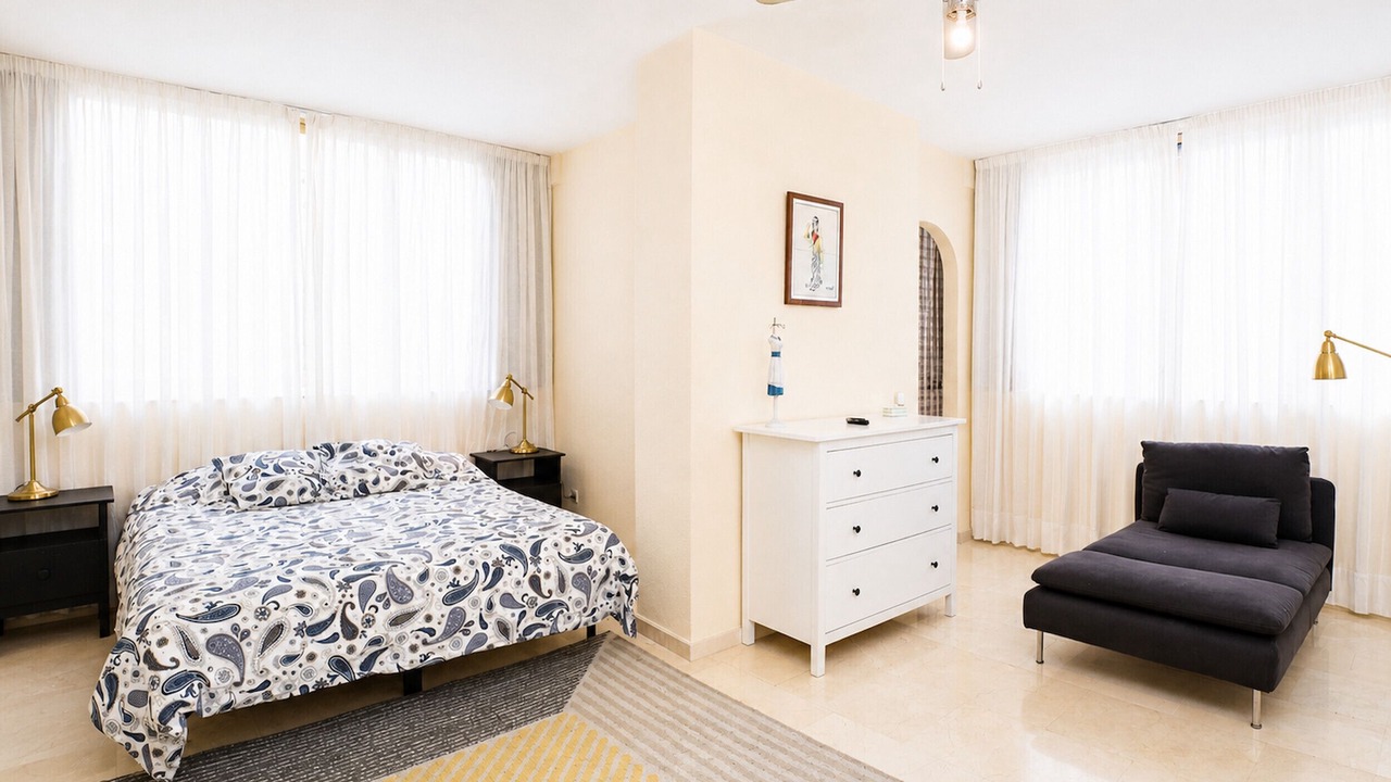 Photo of Bedroom in Marbella City Centre