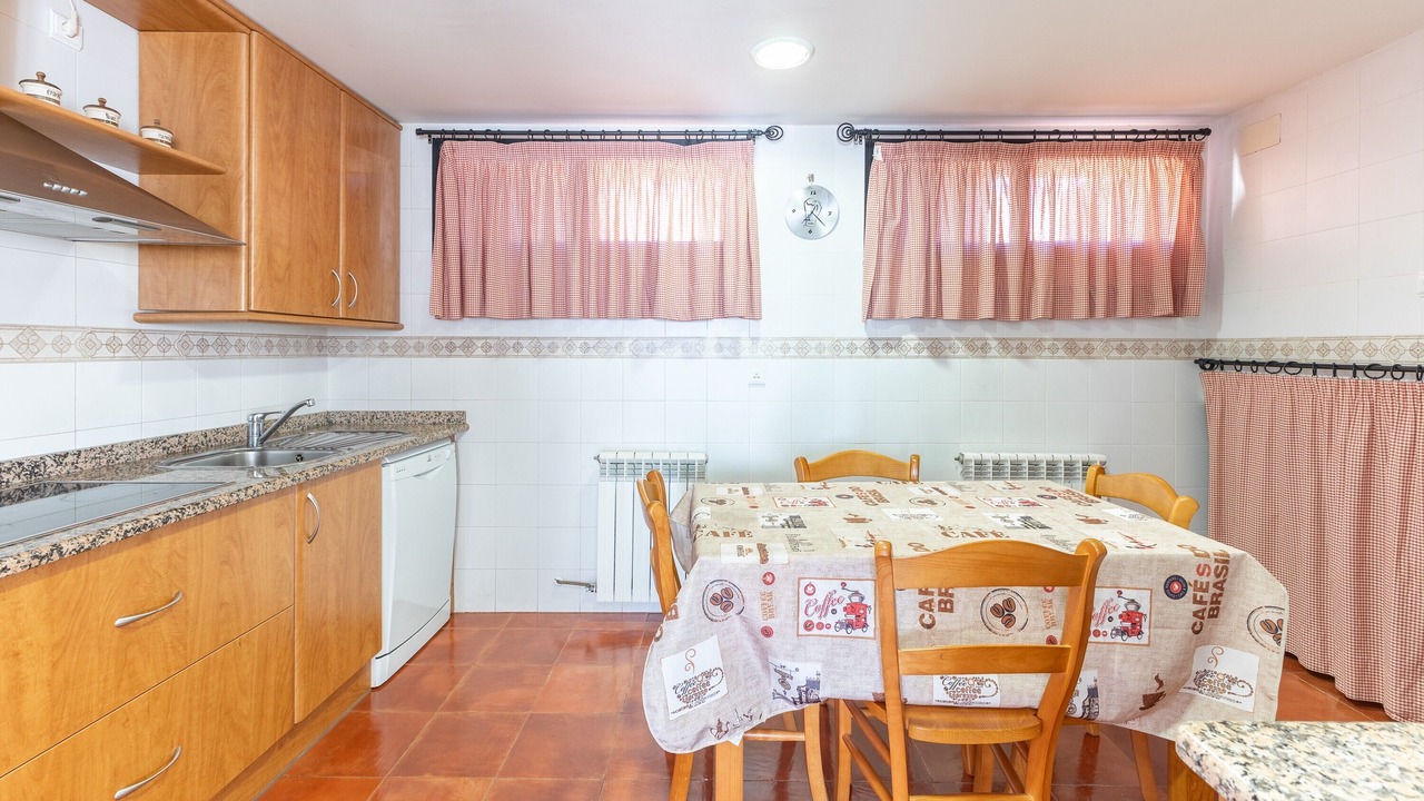 Photo of Kitchen in Navarredonda de Gredos
