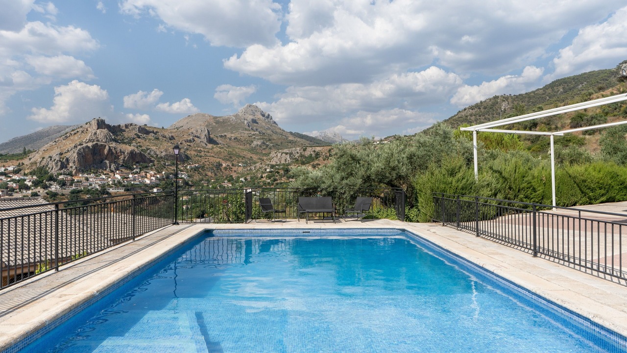 Photo of Outdoor in Nivar