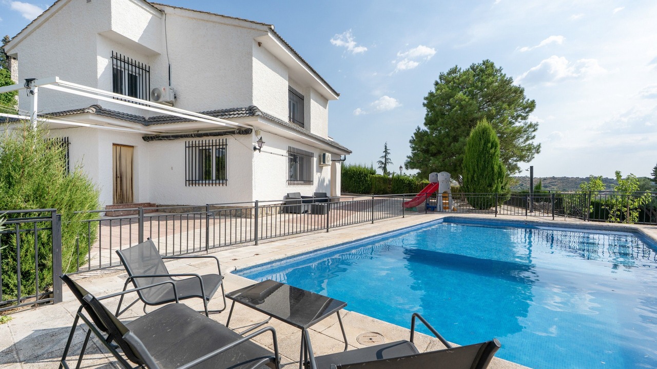 Photo of Outdoor in Nivar