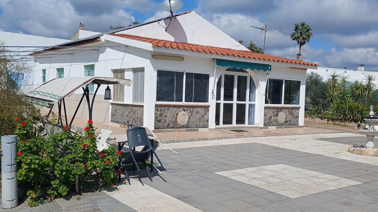 Photo of Outdoor in Gibraleon