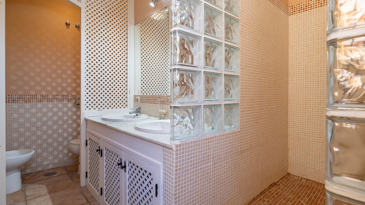 Photo of Bathroom in Atlanterra