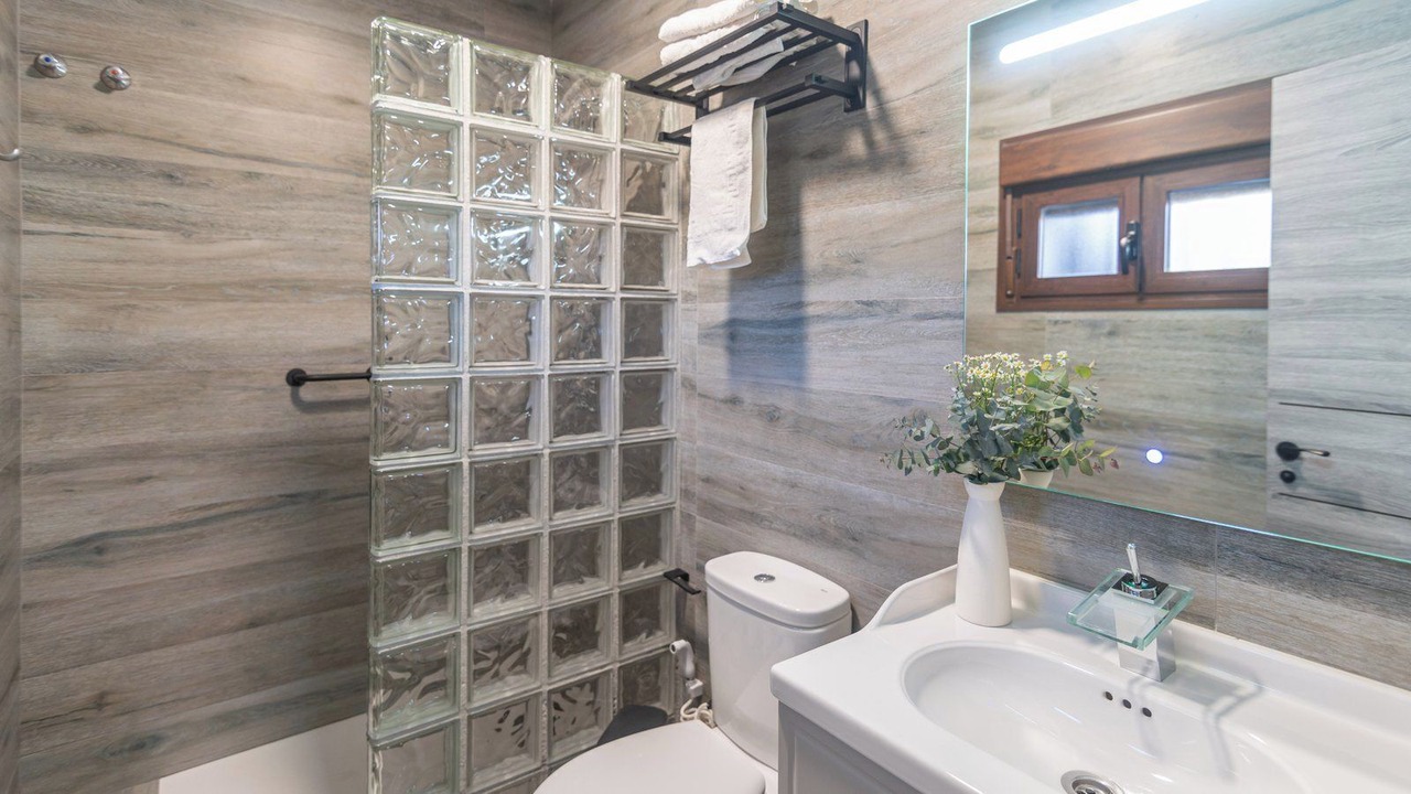 Photo of Bathroom in Riogordo