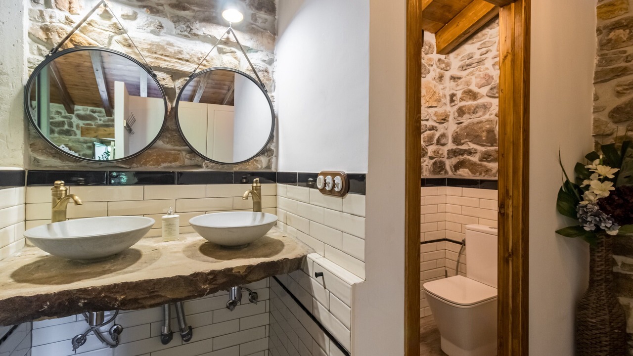 Photo of Bathroom in San Pedro del Romeral