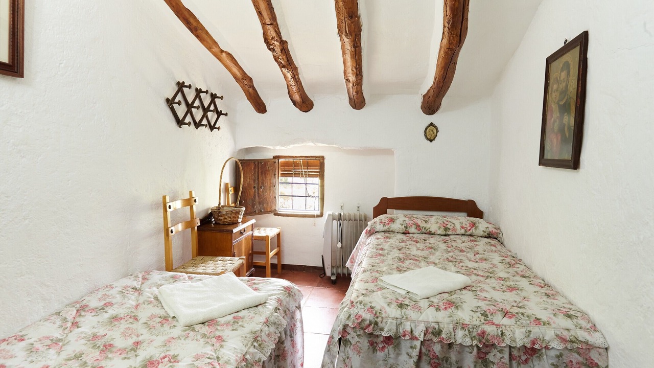 Photo of Bedroom in Castillo de Locubin