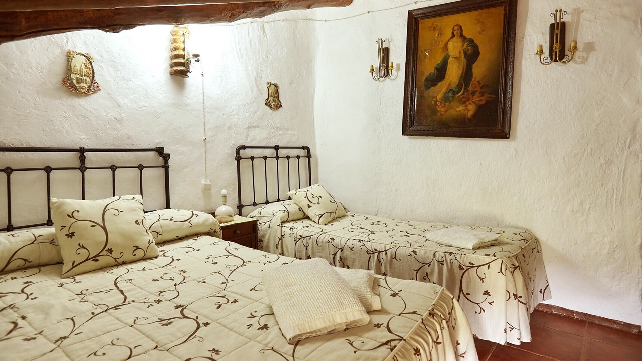 Photo of Bedroom in Castillo de Locubin