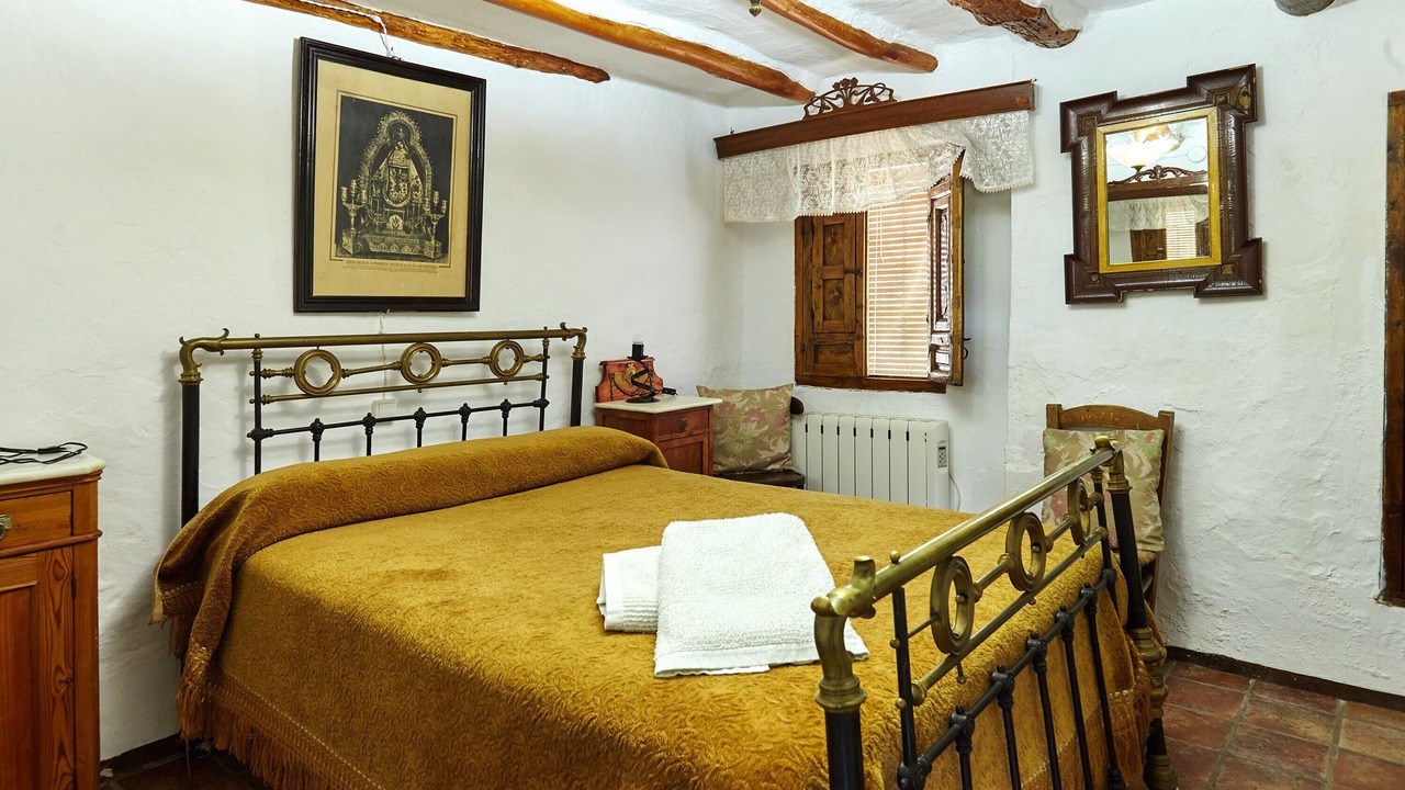 Photo of Bedroom in Castillo de Locubin