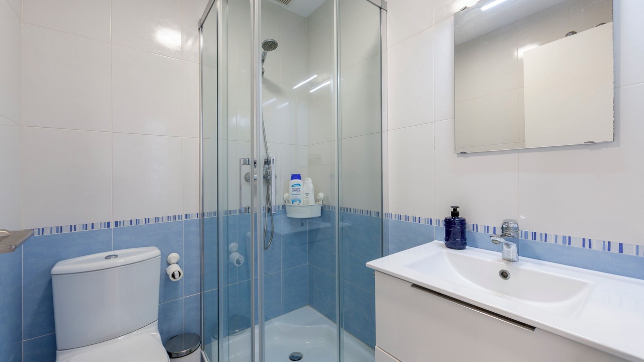 Photo of Bathroom in Retamar