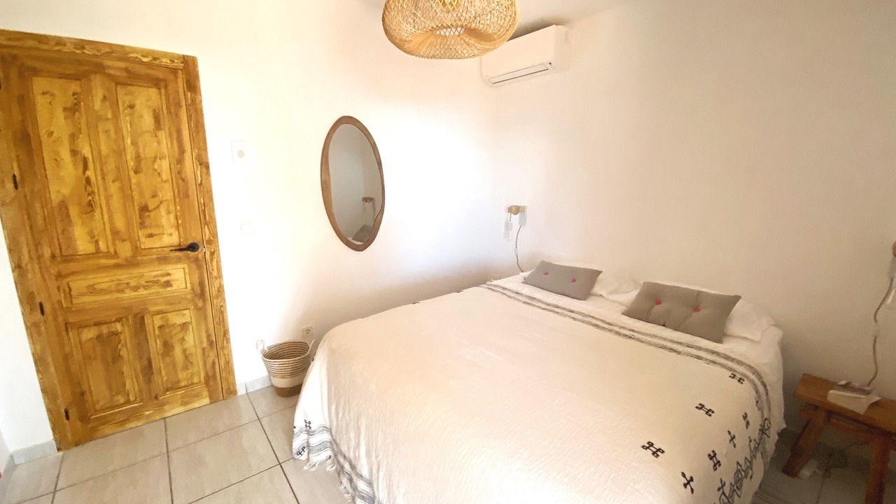 Photo of Bedroom in Sayalonga