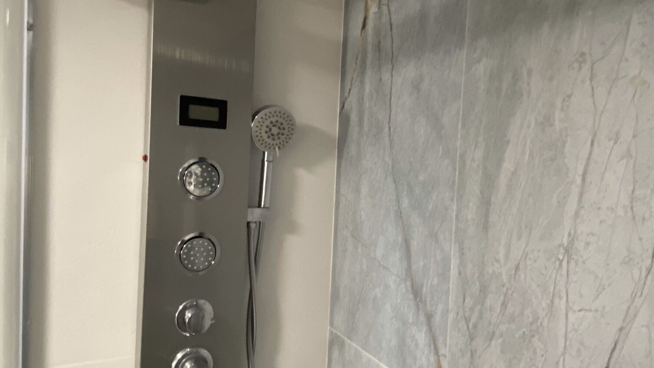 Photo of Bathroom in La Linea de la Concepcion