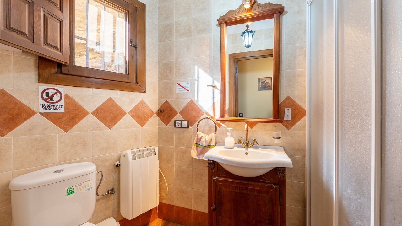 Photo of Bathroom in Abrucena
