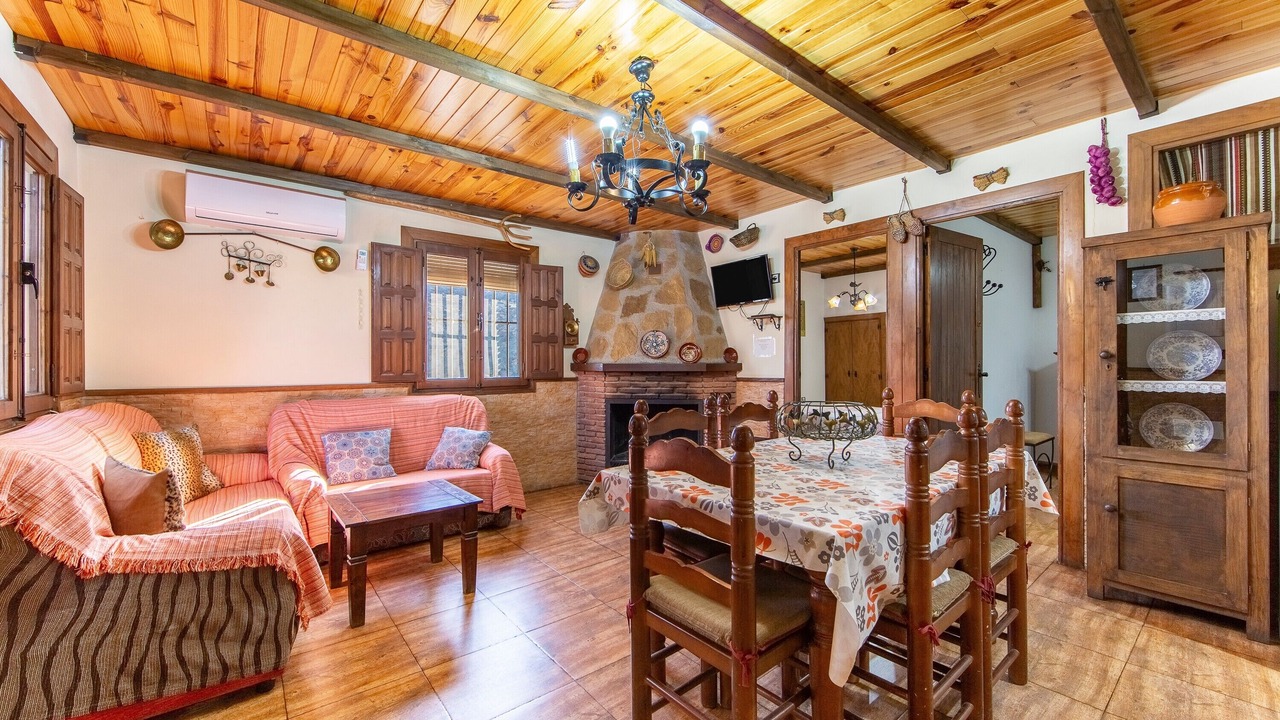 Photo of Livingroom in Abrucena