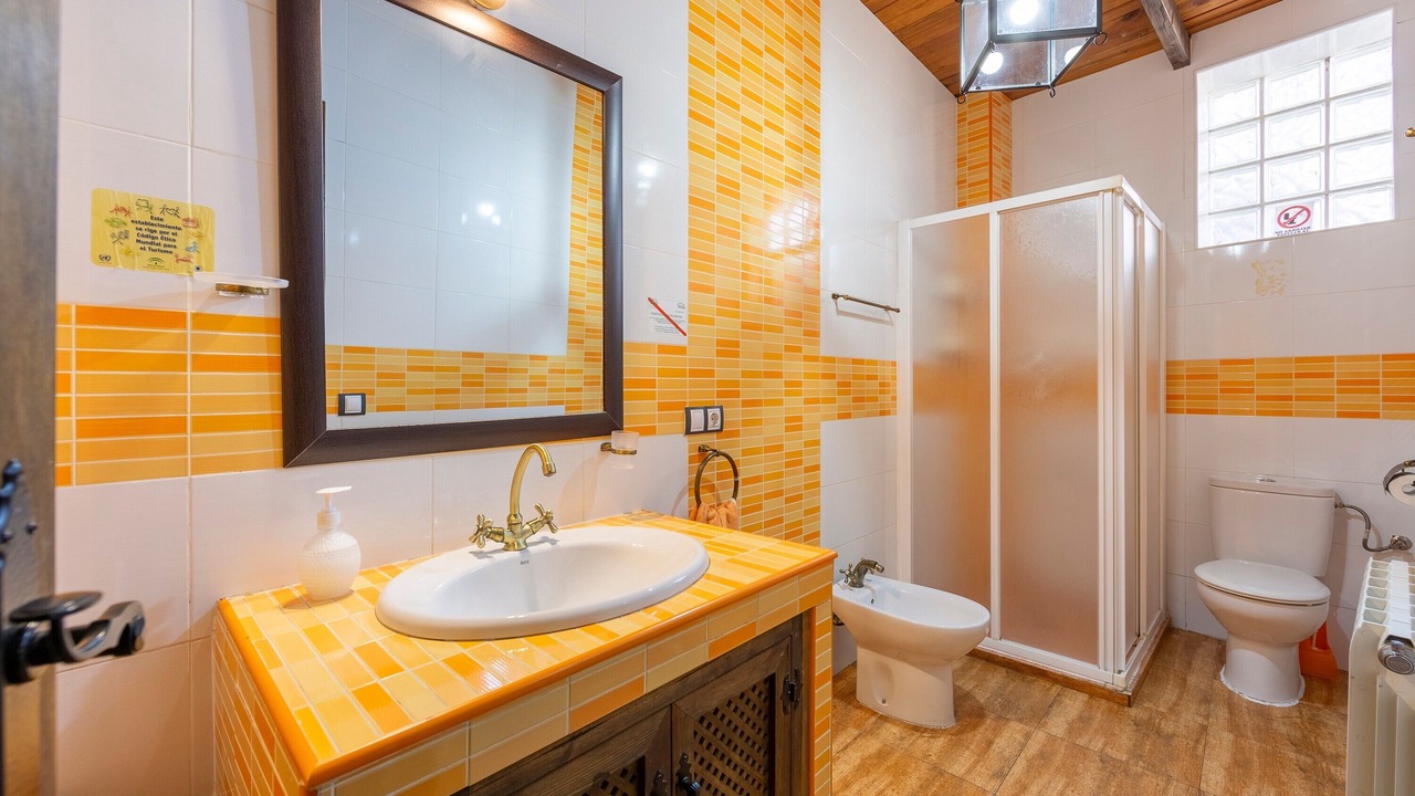 Photo of Bathroom in Abrucena