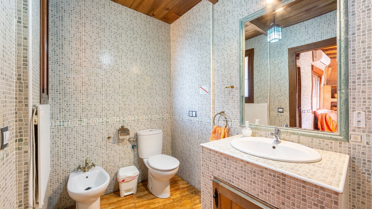 Photo of Bathroom in Abrucena