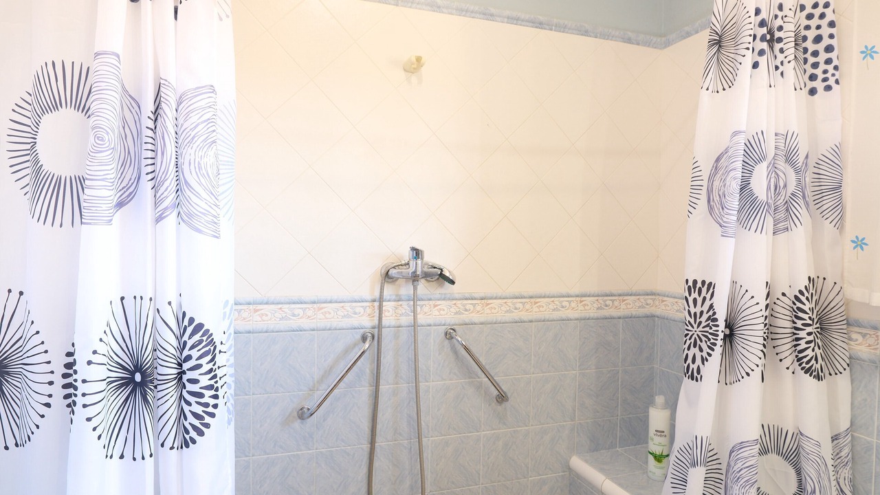Photo of Bathroom in Carcabuey
