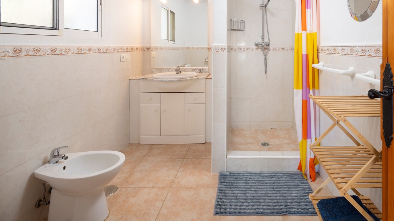 Photo of Bathroom in Periana