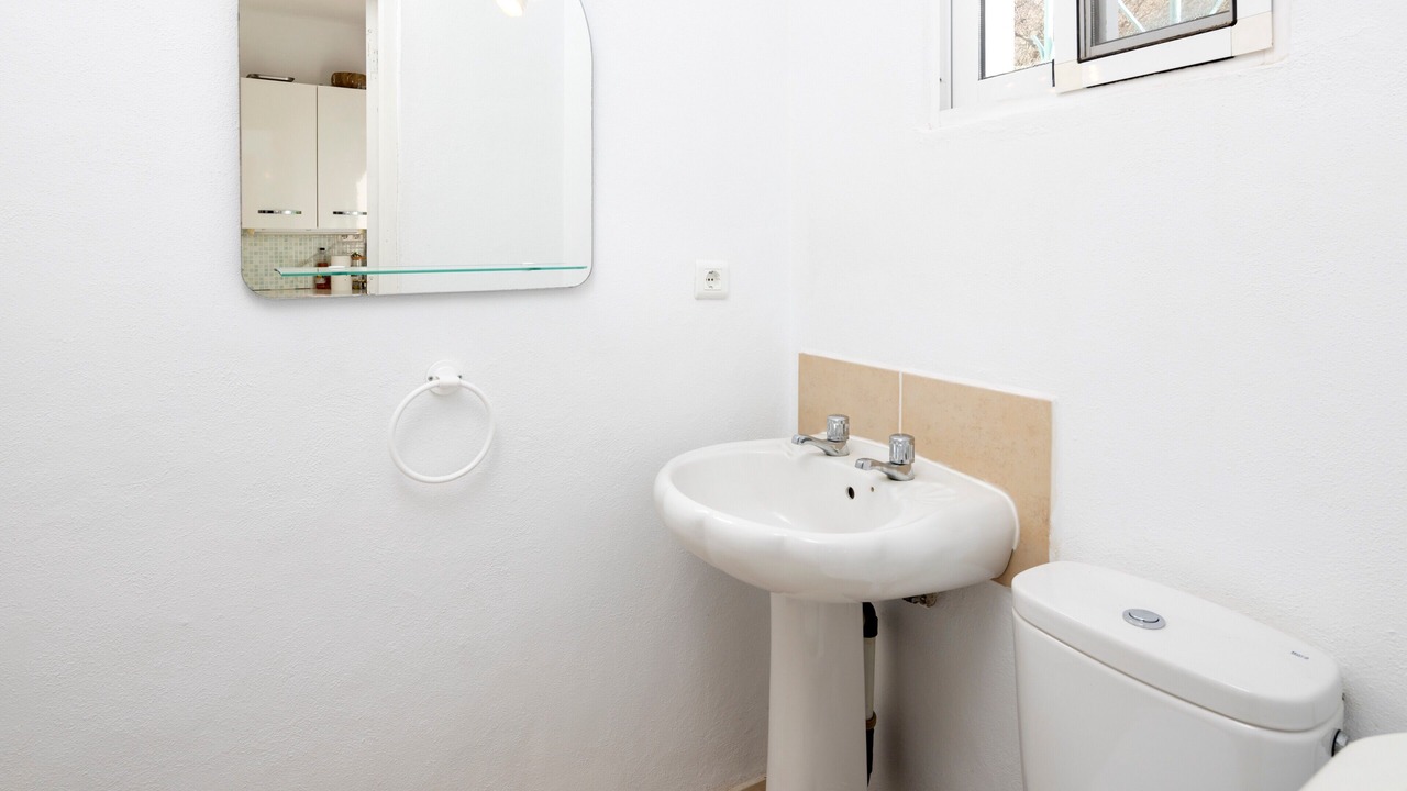 Photo of Bathroom in Periana