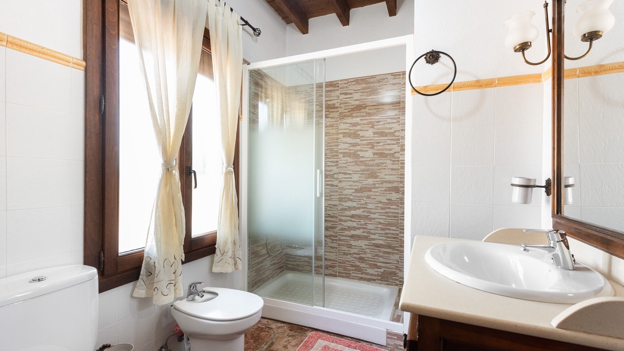 Photo of Bathroom in Colmenar