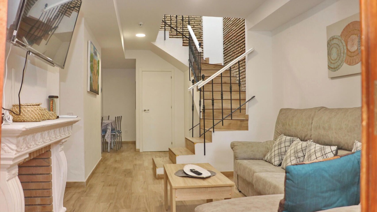 Photo of Livingroom in San Fernando