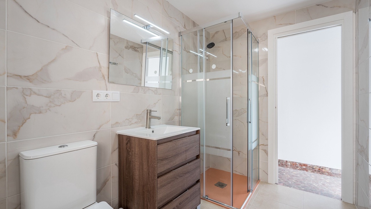 Photo of Bathroom in Quentar