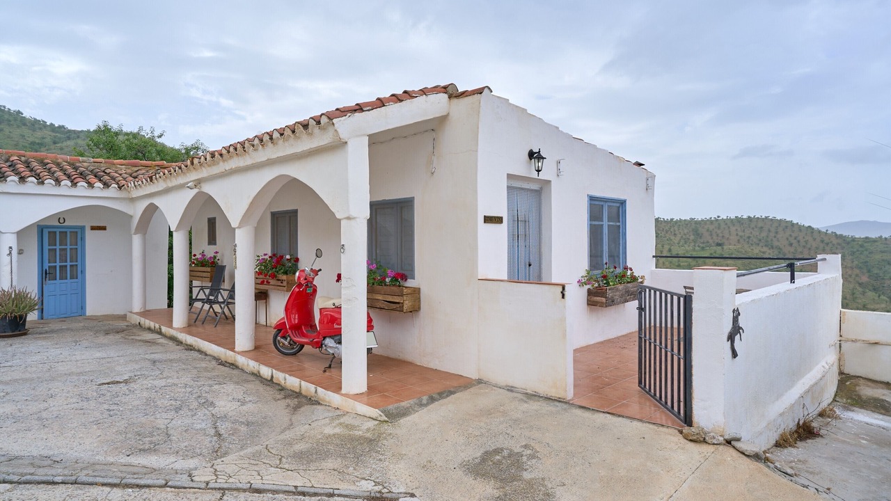 Photo of Outdoor in Rubite