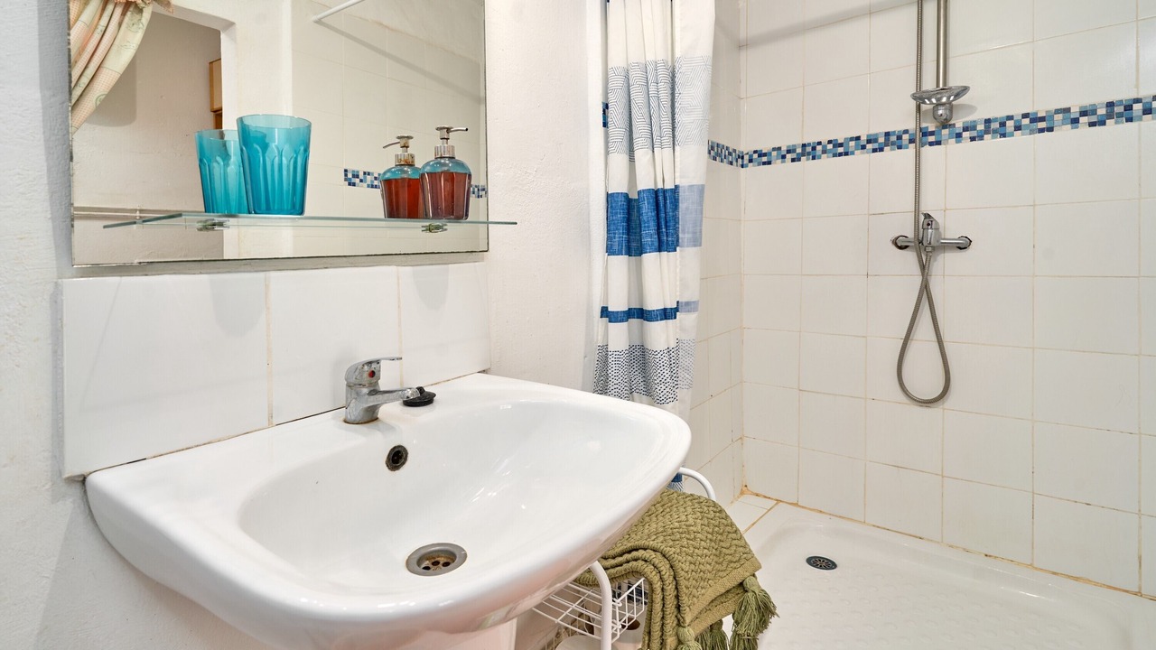 Photo of Bathroom in Rubite