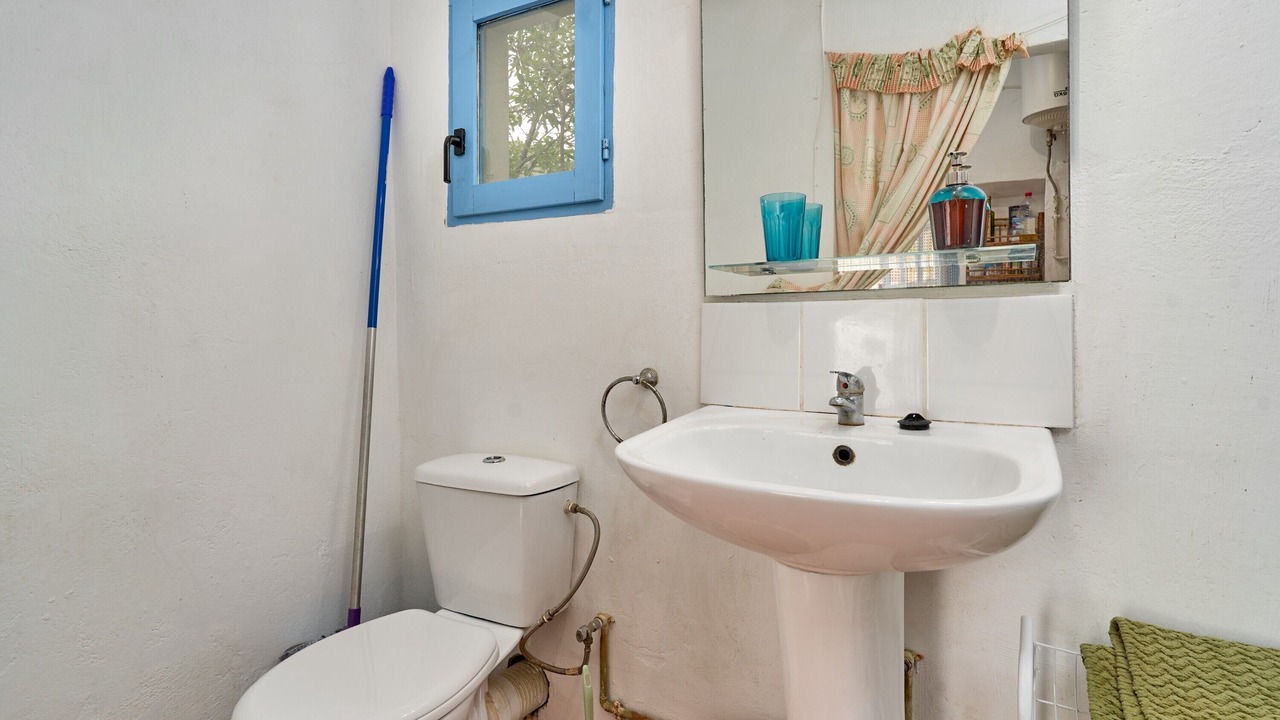 Photo of Bathroom in Rubite