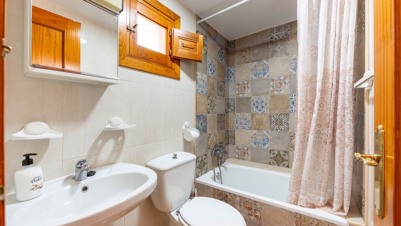 Photo of Bathroom in El Pozo de los Frailes