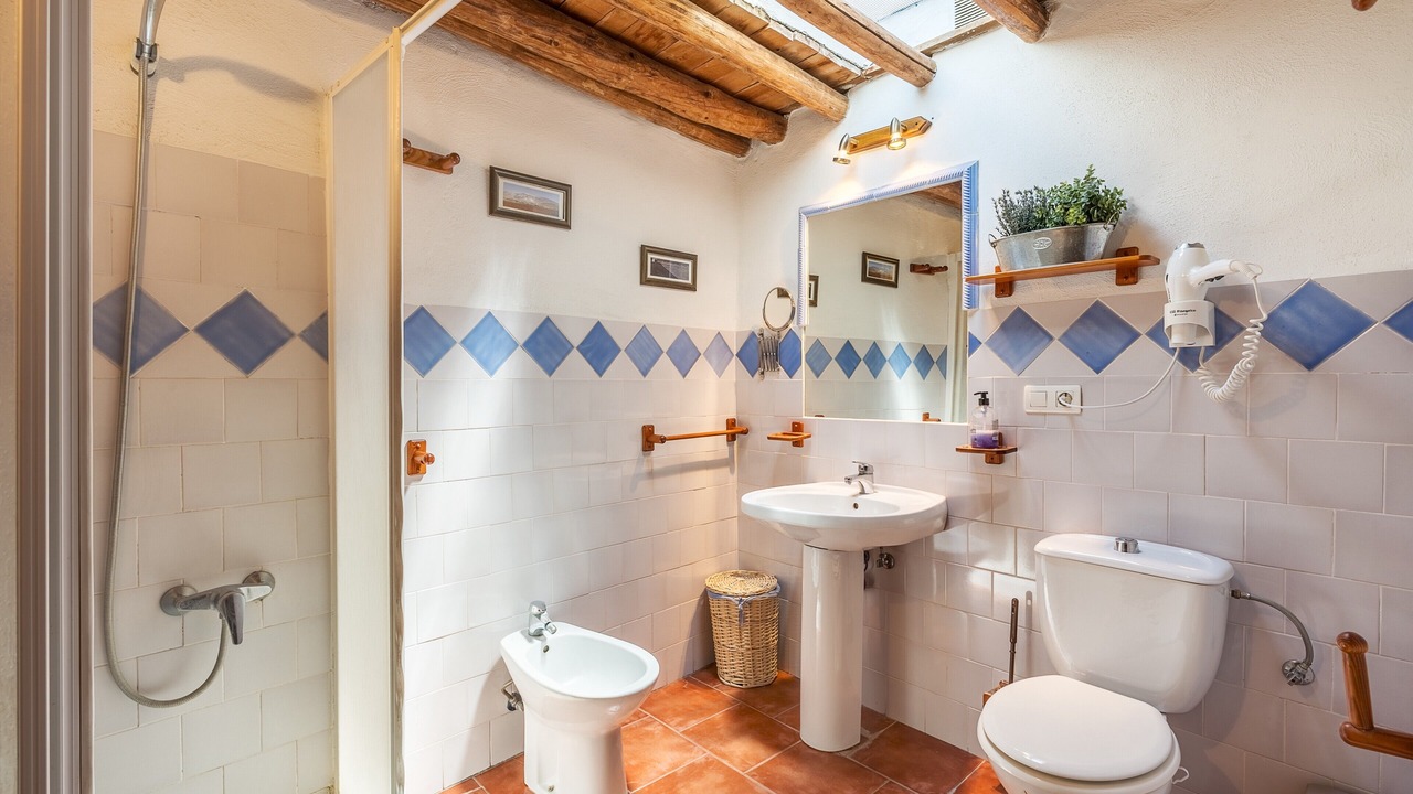 Photo of Bathroom in Conchar