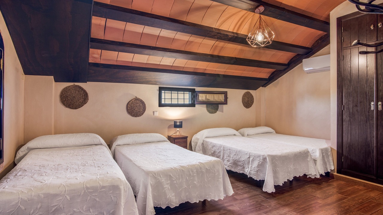 Photo of Bedroom in Beas