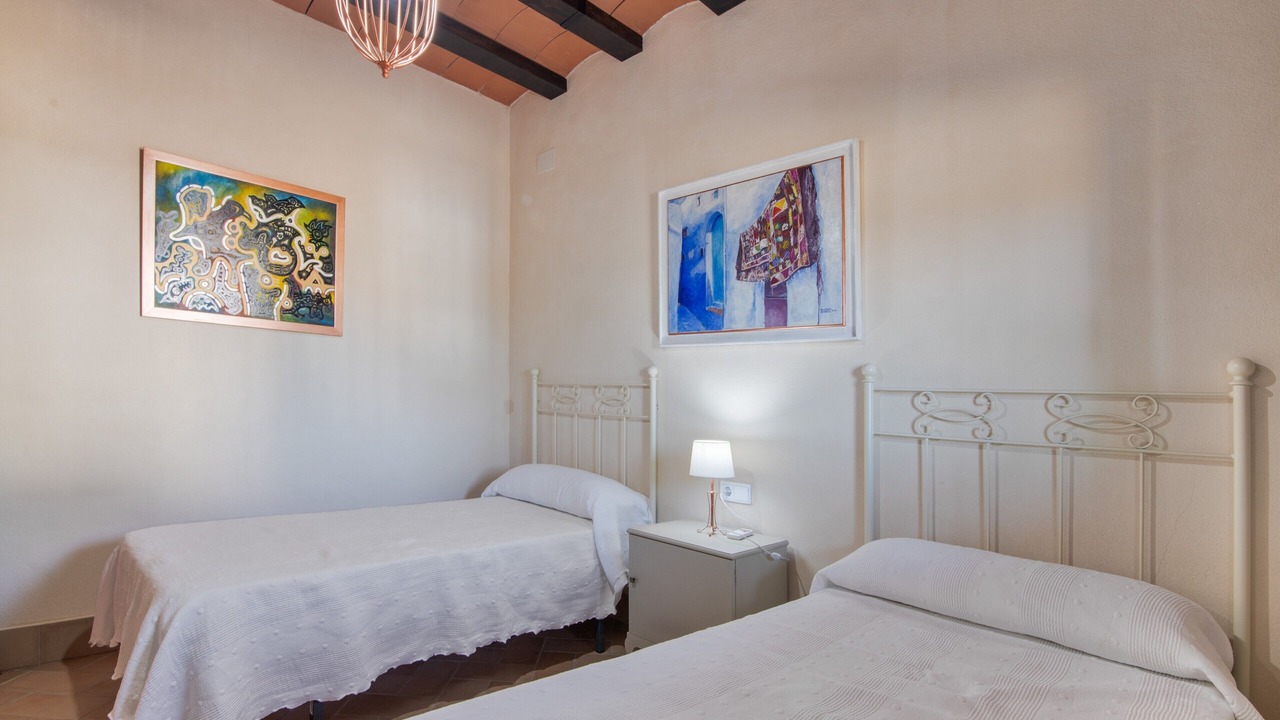 Photo of Bedroom in Beas