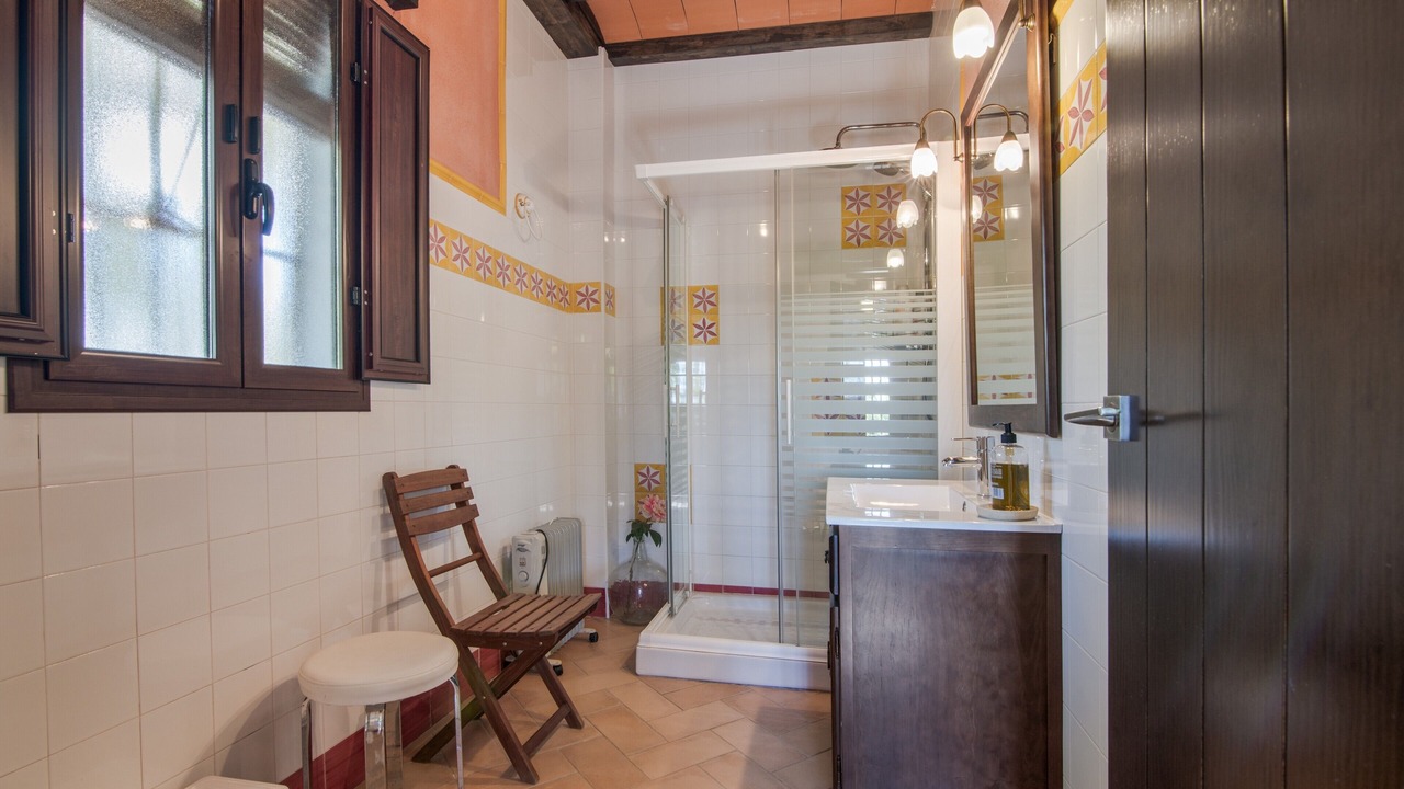 Photo of Bathroom in Beas