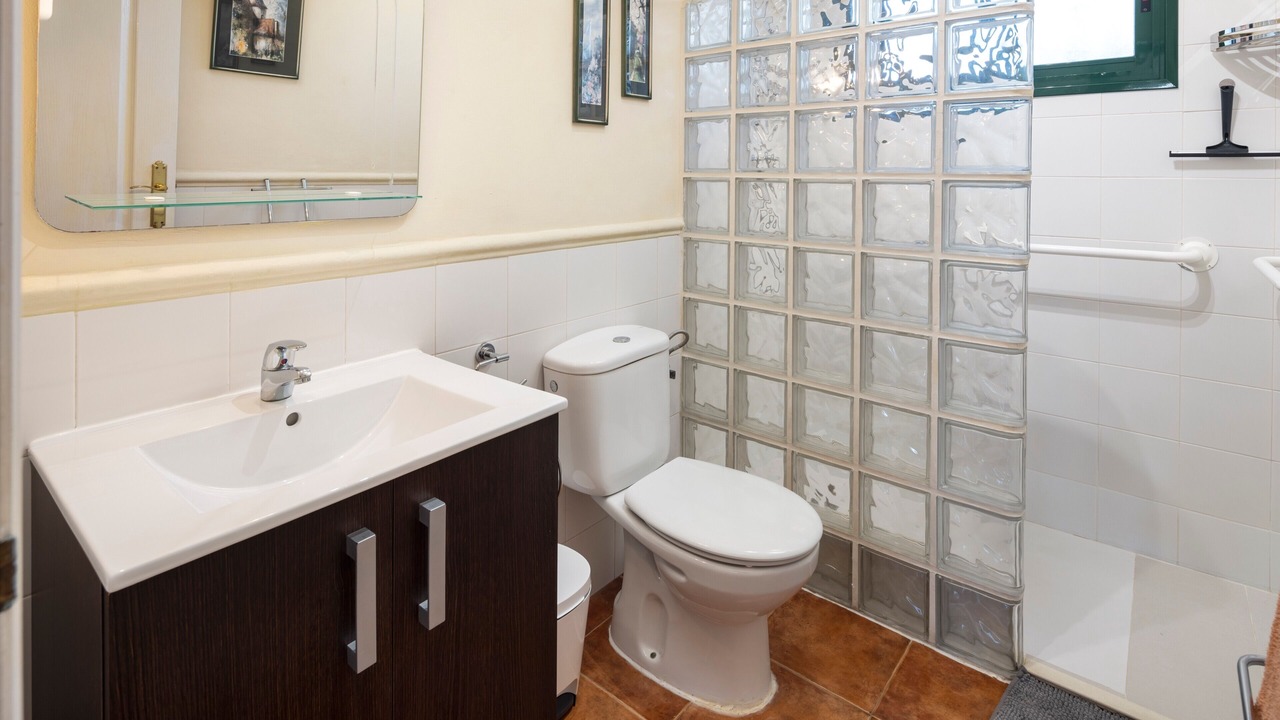 Photo of Bathroom in Alcaucin