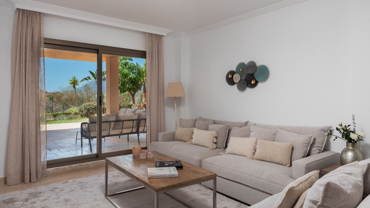 Photo of Livingroom in New Golden Mile
