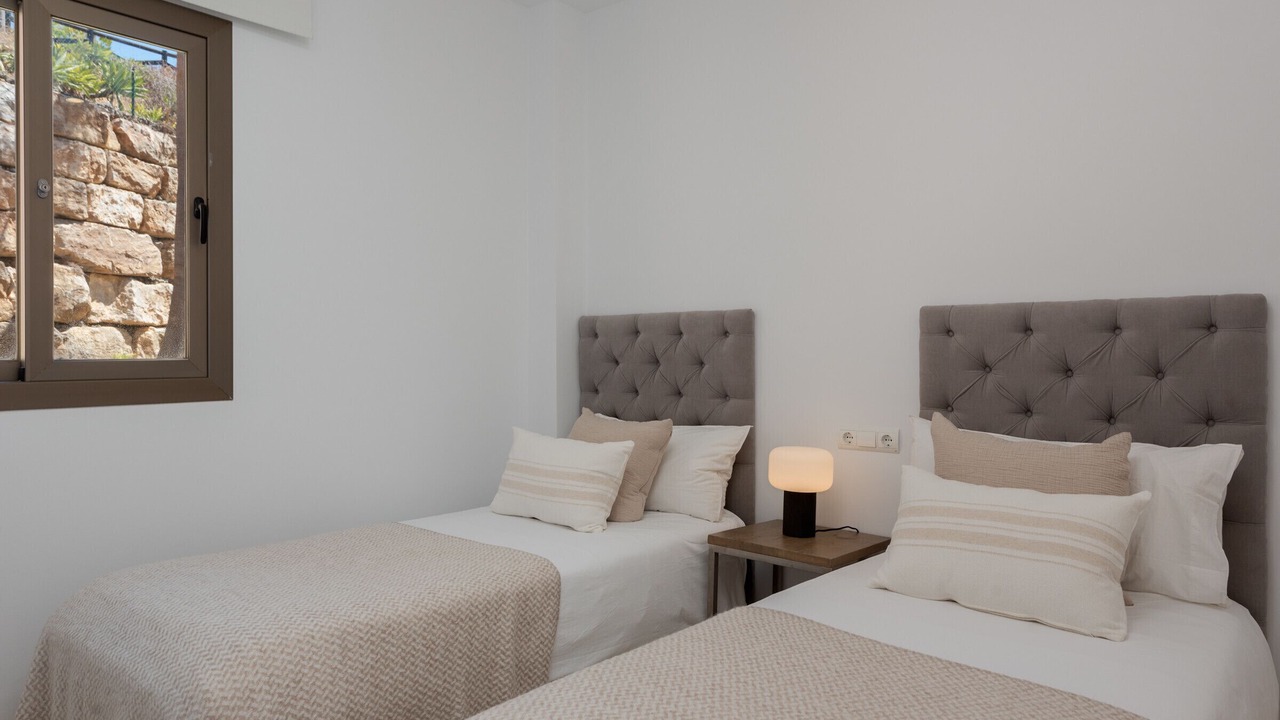 Photo of Bedroom in New Golden Mile