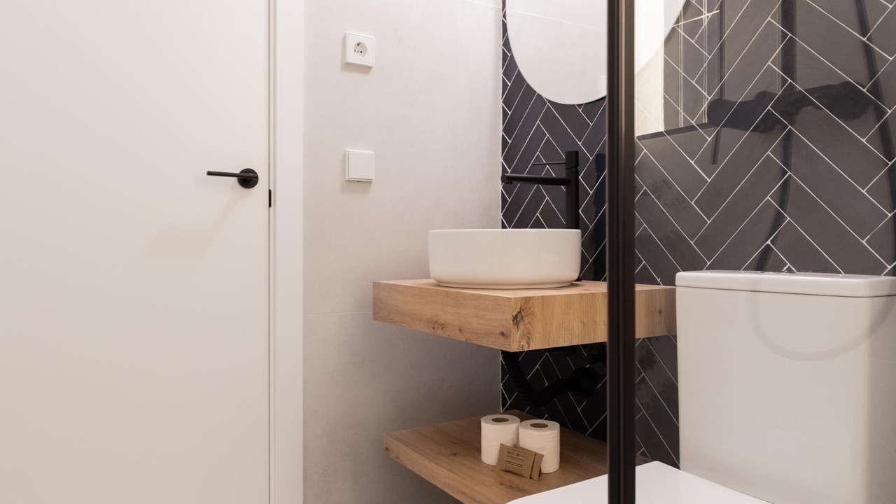 Photo of Bathroom in Lista