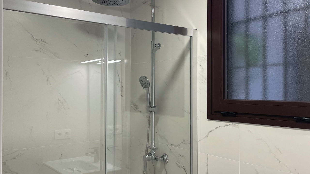 Photo of Bathroom in La Trinidad-San Juan y Todos los Santos