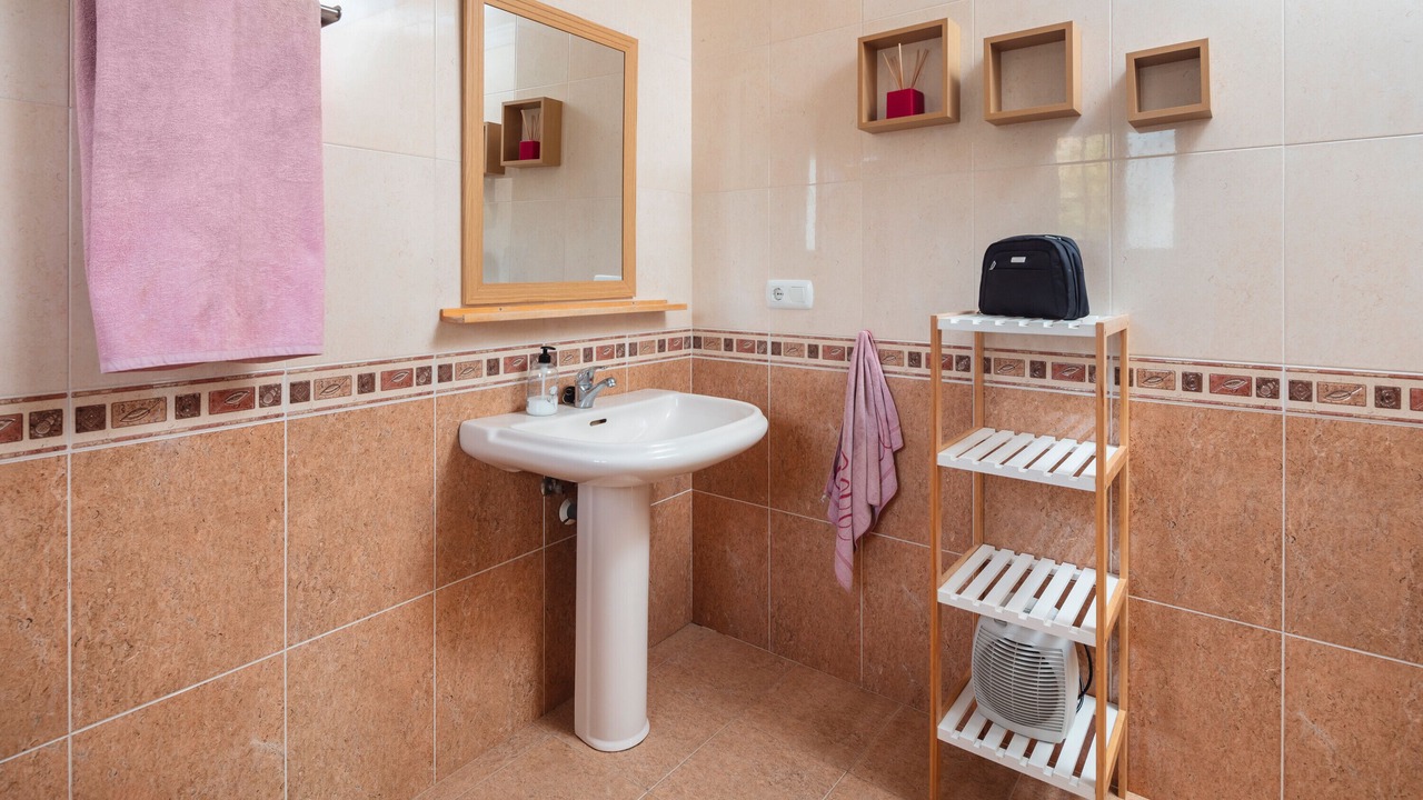 Photo of Bathroom in Canillas de Aceituno