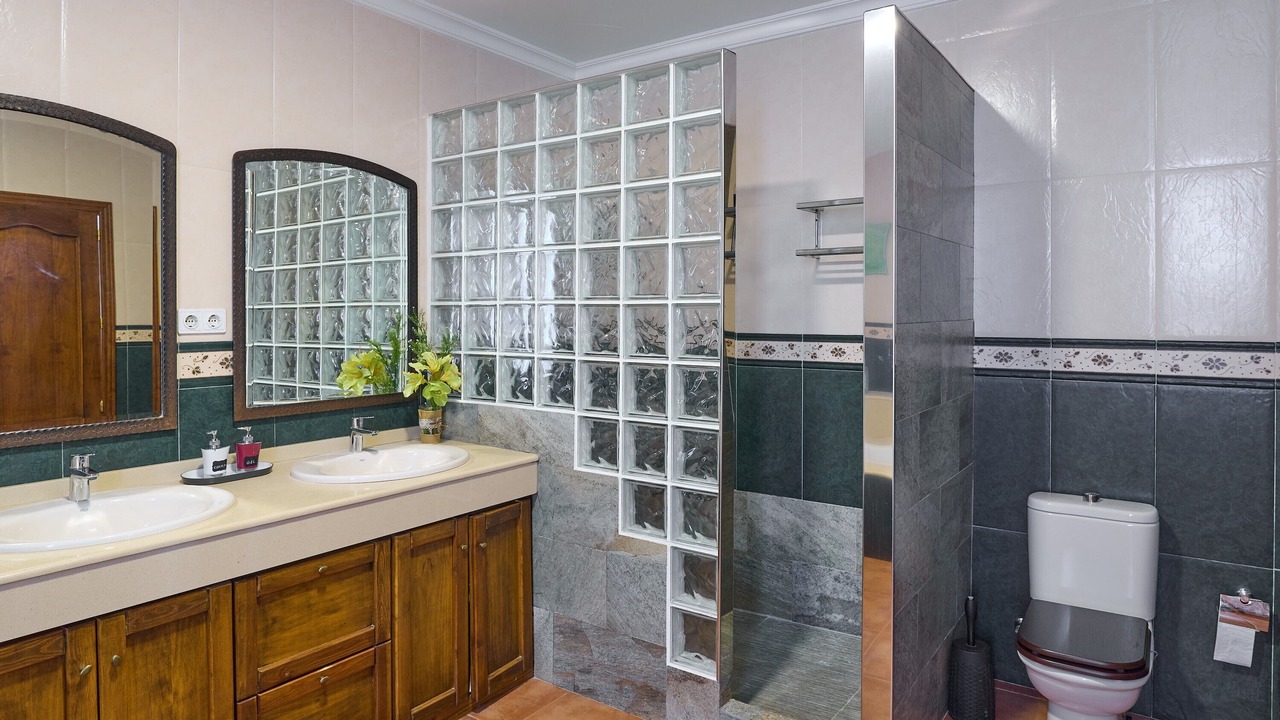 Photo of Bathroom in La Carlota