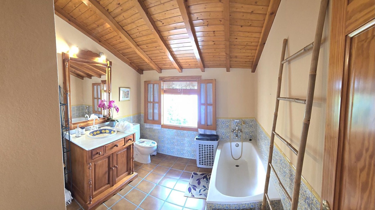 Photo of Bathroom in Carratraca